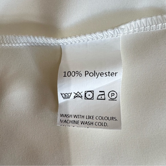 Women’s Collared White Long Sleeve Hi-Low Button Down Top - Picture 6 of 7